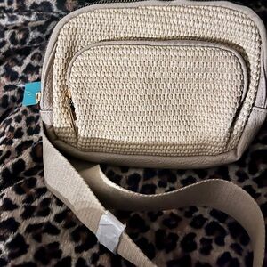Elegant Cream Woven Crossbody Bag